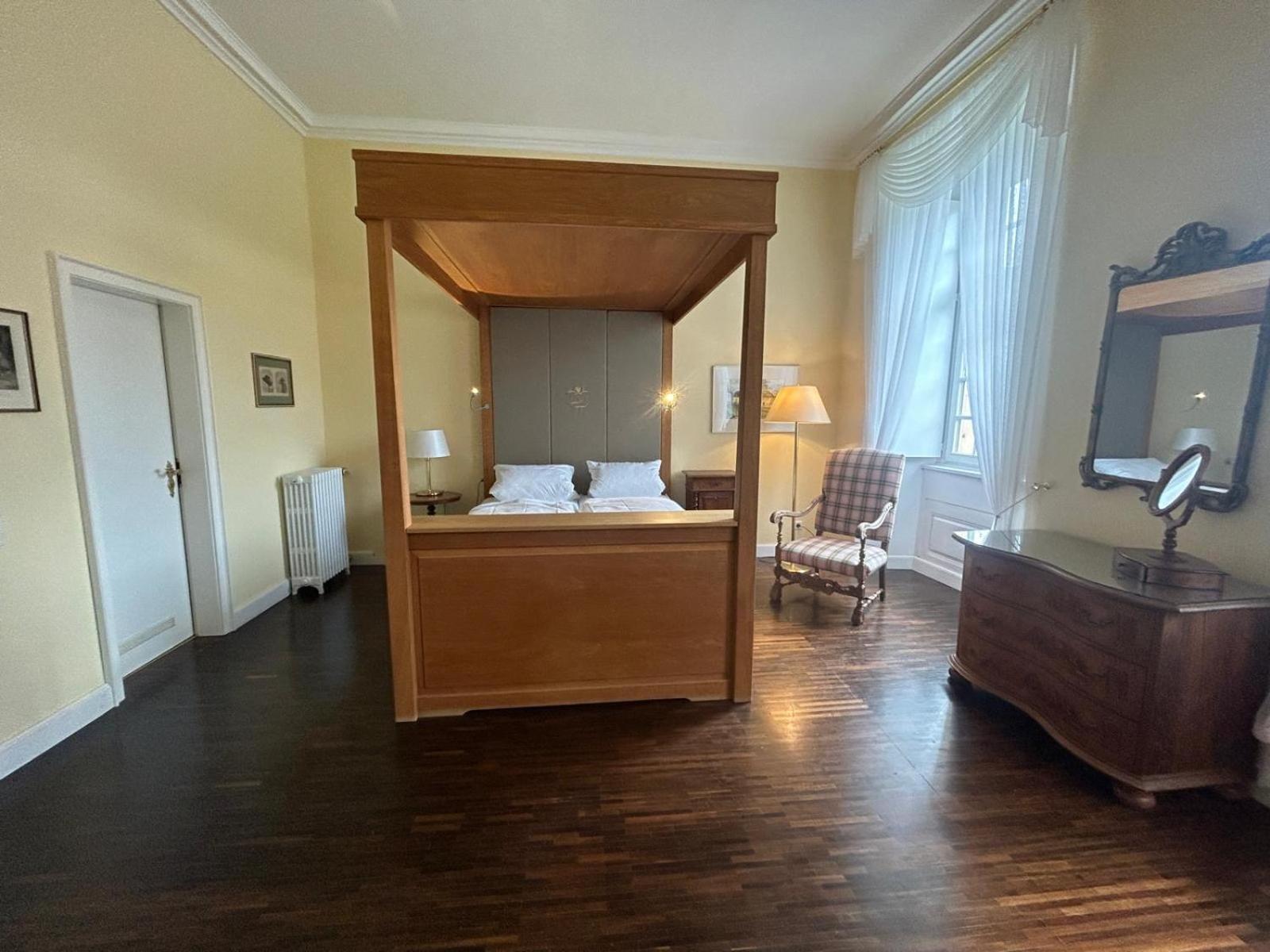 Hotel Schloss Hoehnscheid Bad Arolsen Luaran gambar